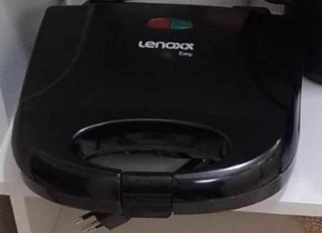 100 Mts Praia Roupa Cama Toalha Banho Wi-Fi Ar Condicionado Portaria 24 Horas سانتوس المظهر الخارجي الصورة